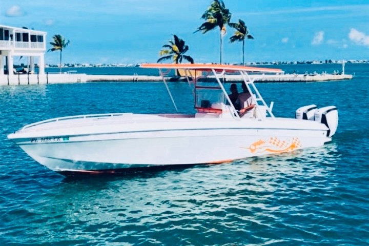 a small boat in a body of water